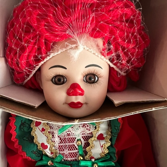 Marie Osmond Fine Porcelain “Twins” Collector Dolls - Hand Numbered,Ltd Edition - Picture 4 of 5